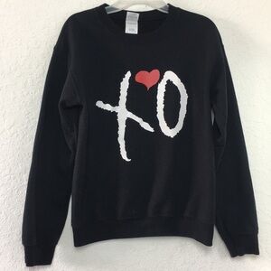✅Women XO Love Sweater size S